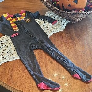 Harry Potter Gryffindor Footed One Piece Zip Up Universal Pajama Sz 24 Mos.